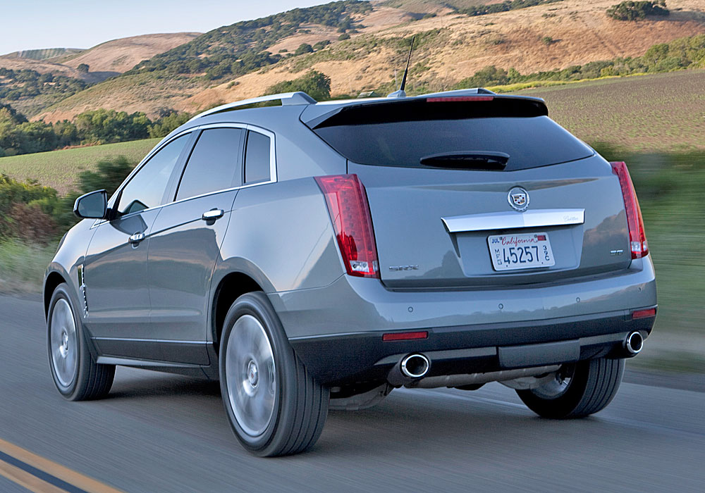 Comparison Lexus GX 460 Luxury 2017 vs Cadillac SRX Premium 2015